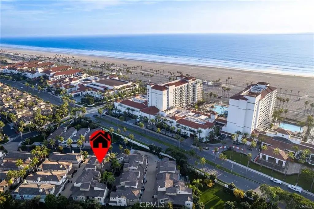 21261 Baeza, Huntington Beach