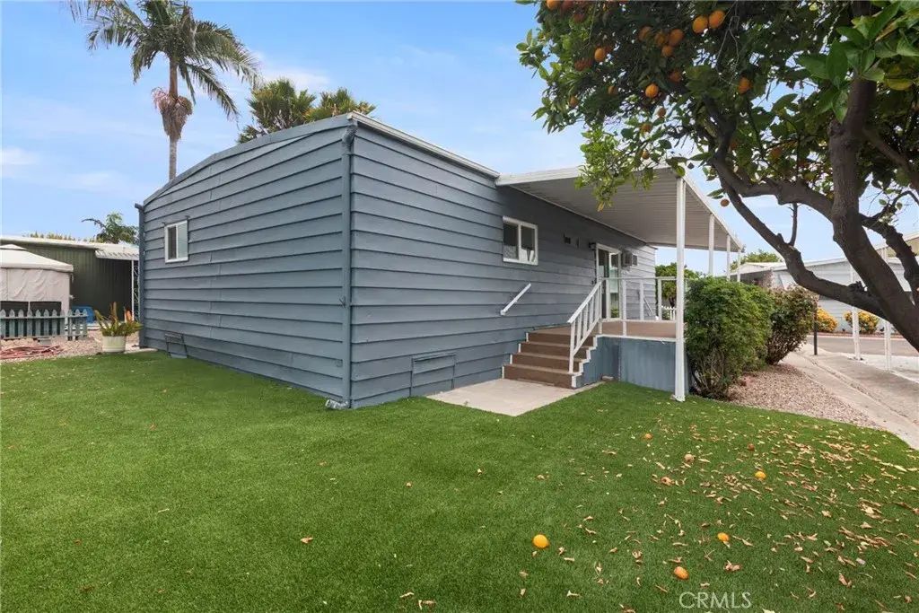 221 N El Camino Real 11, Oceanside