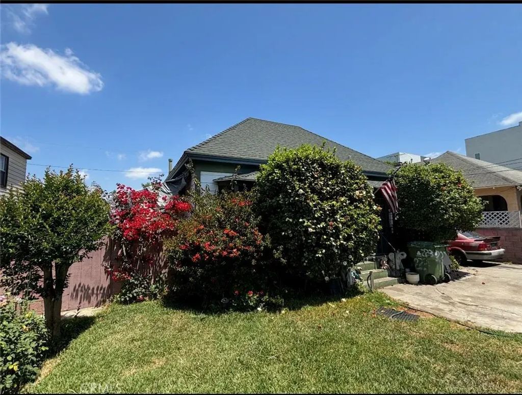 223 E 28th, Los Angeles