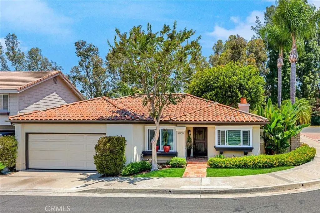 8305 E Star Pine Road, Orange