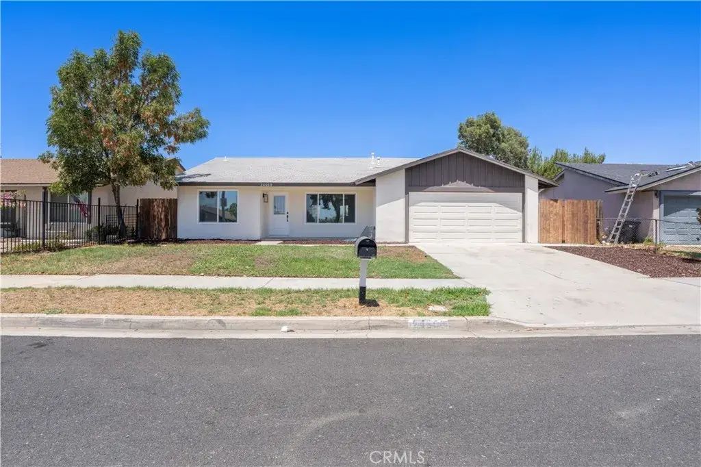 24650 Myrna, Moreno Valley