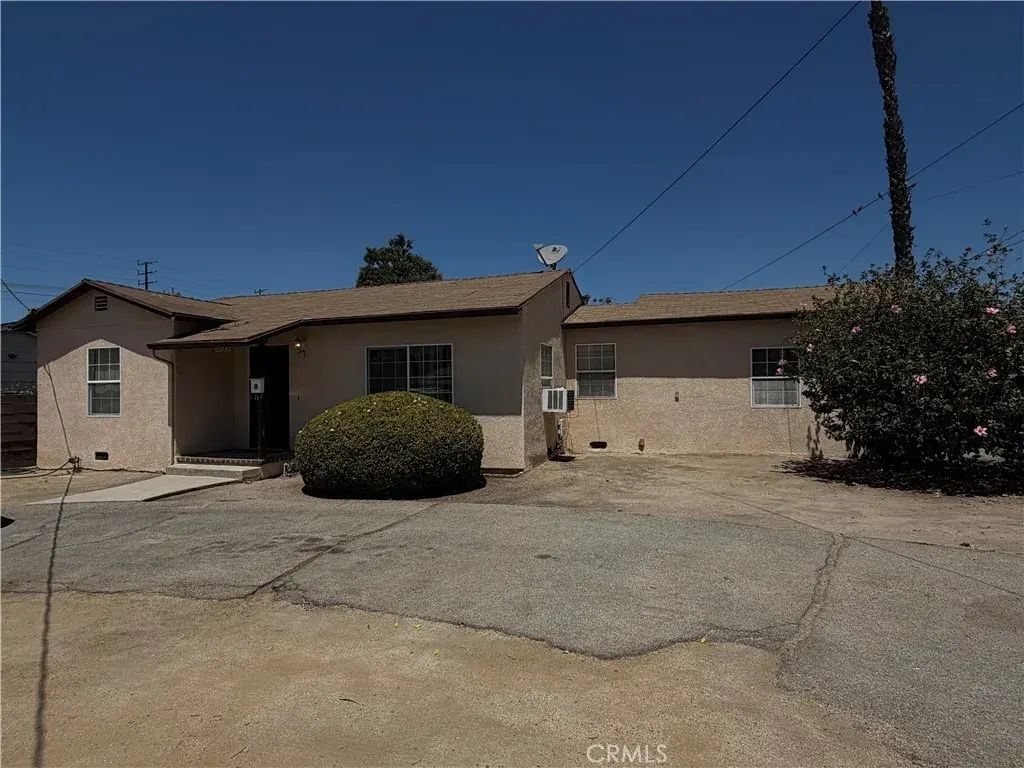11811 Peoria Street, Sun Valley