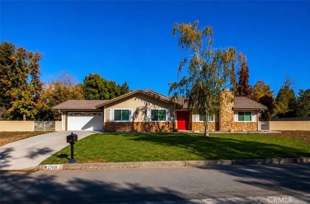 13445 Oak Mesa, Yucaipa