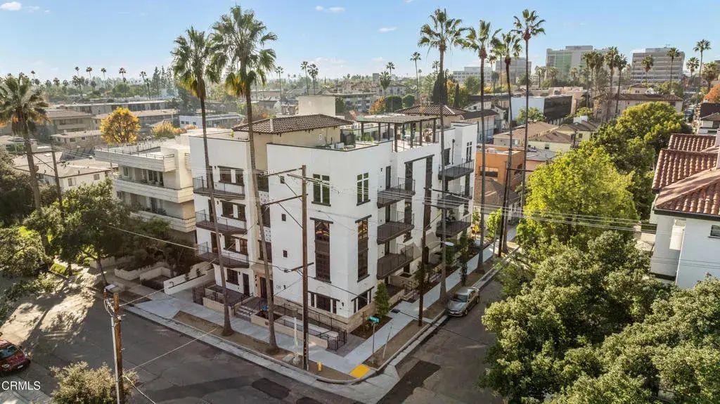 139 S Oak Knoll Avenue 203, Pasadena