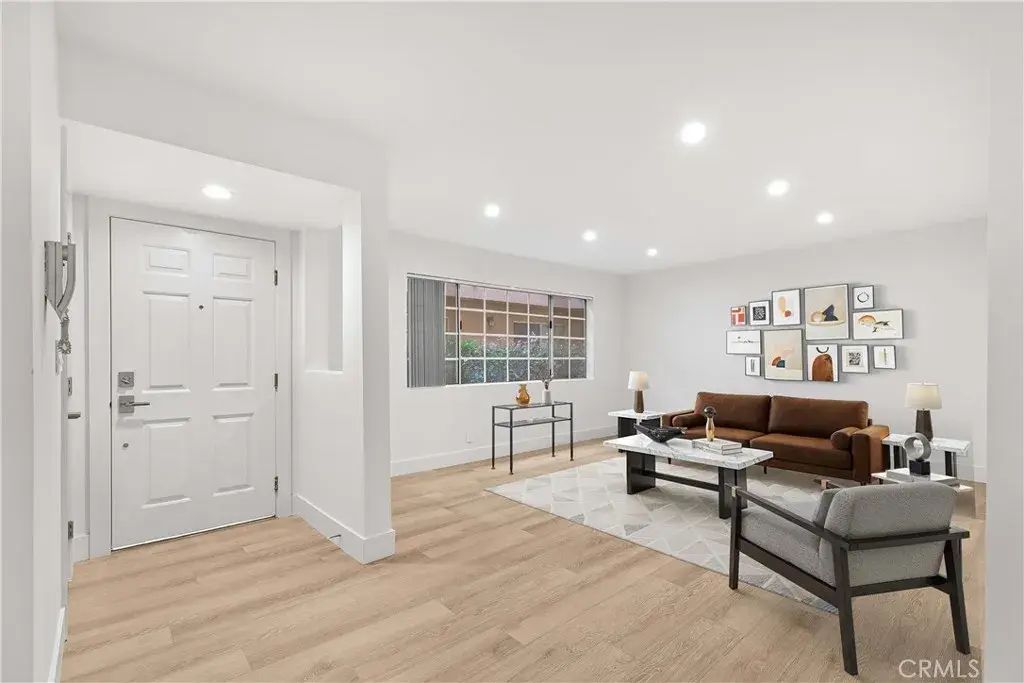 345 W Alameda 104, Burbank