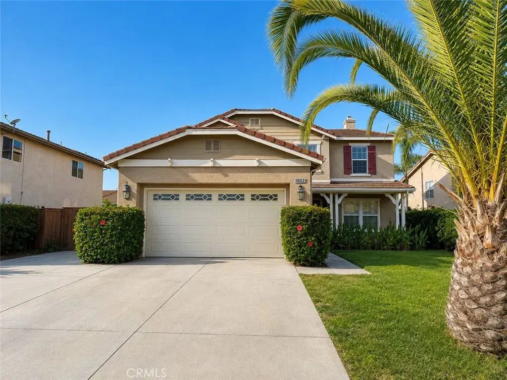 10312 Whitecrown, Corona