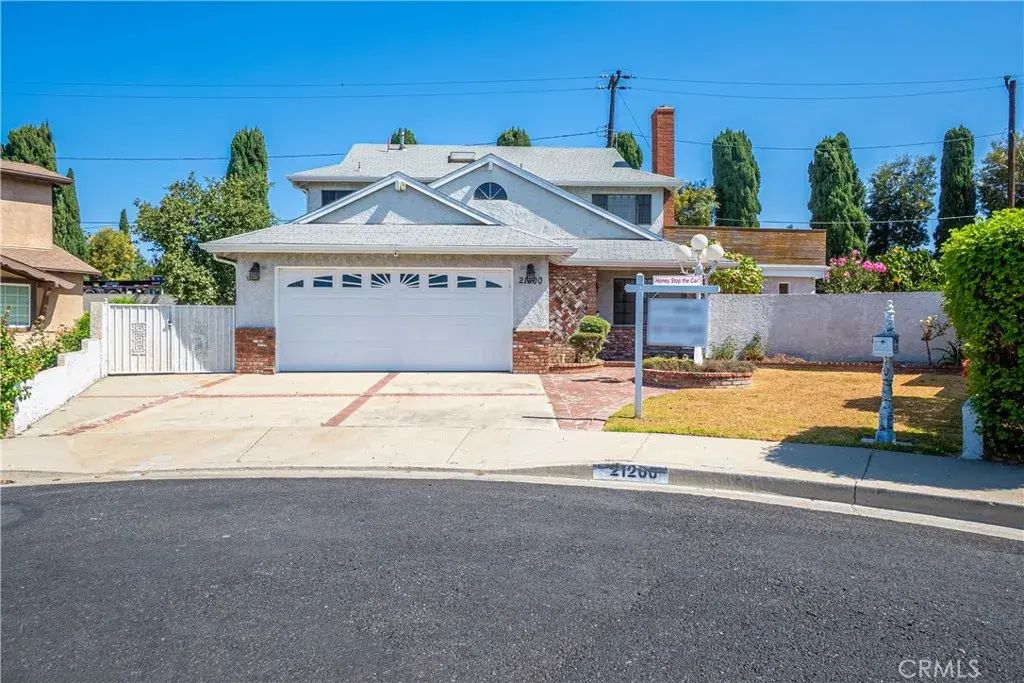 21200 Oakfort Avenue, Carson