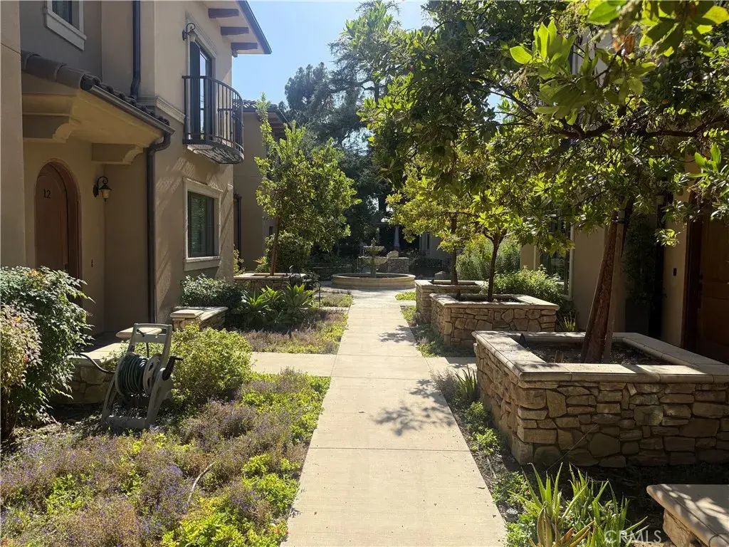 158 S Sierra Madre, Pasadena