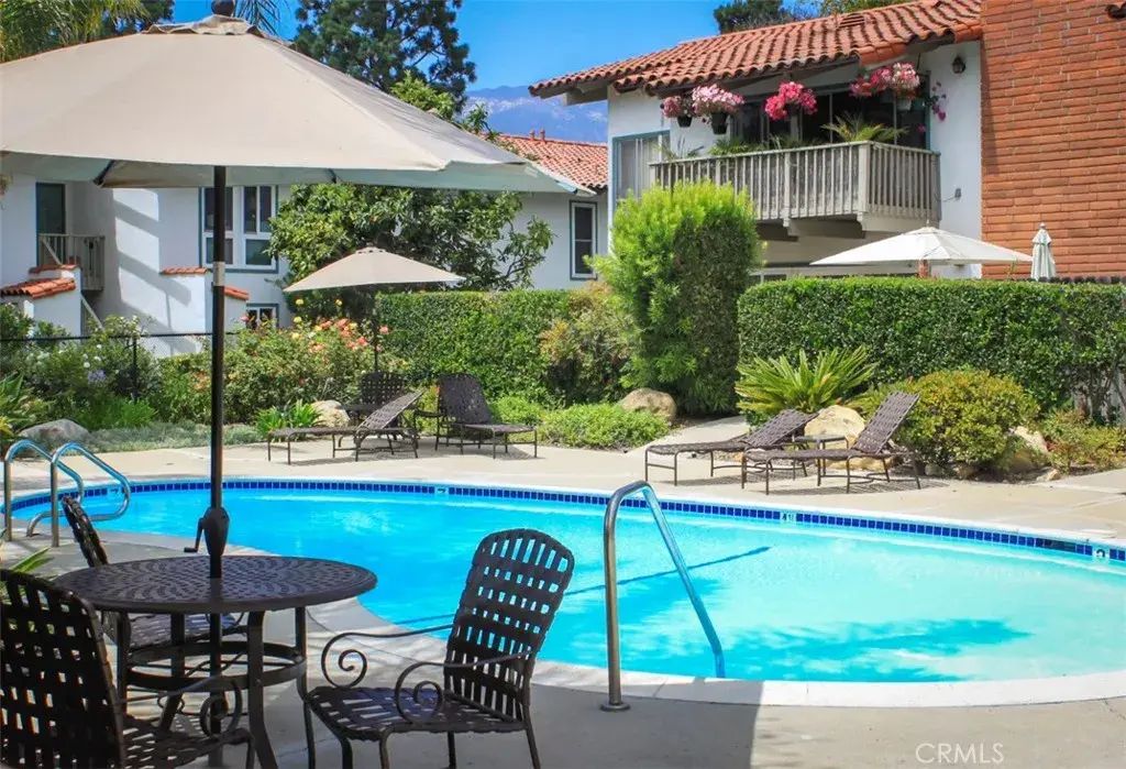 2648 State Street 25, Santa Barbara
