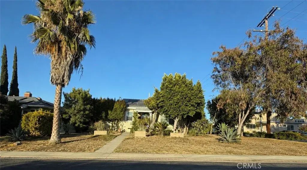8000 Laurelgrove, Los Angeles