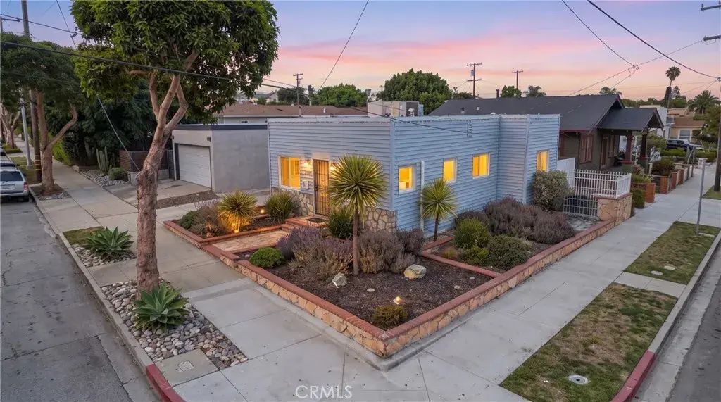 1652 Loma Avenue, Long Beach