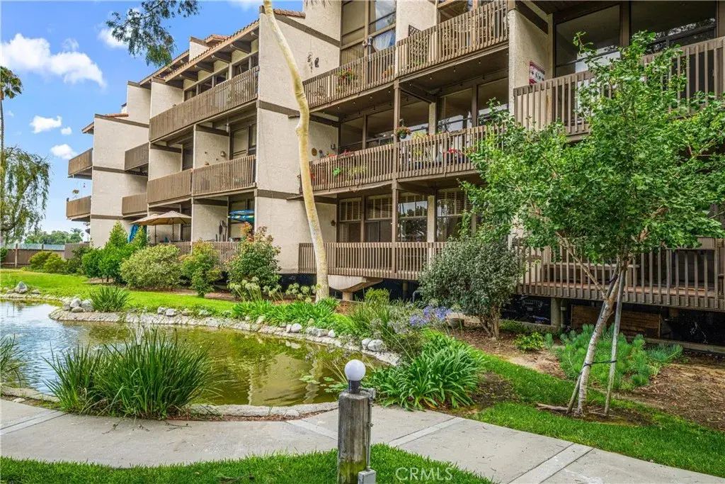 7106 Marina Pacifica Drive South, Long Beach