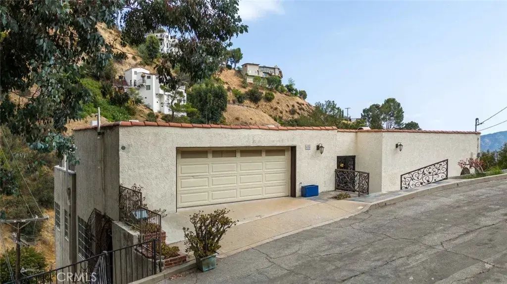 631 Caleb Street, Glendale