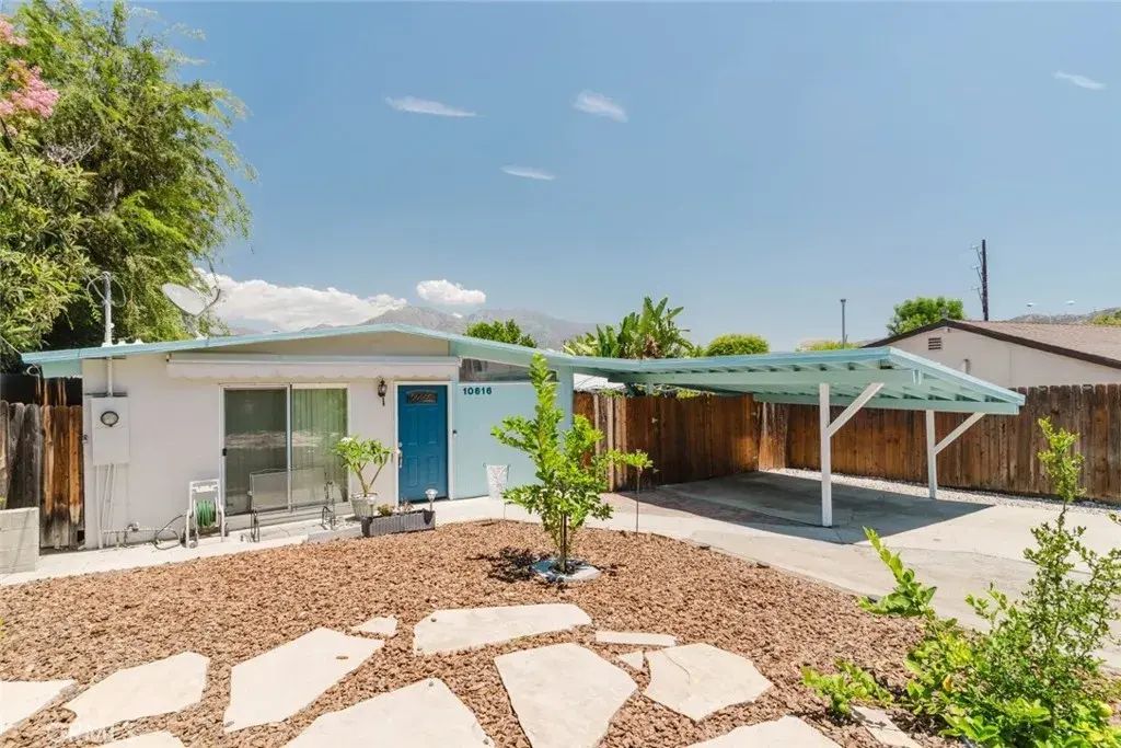 10616 Vanora Drive, Sunland