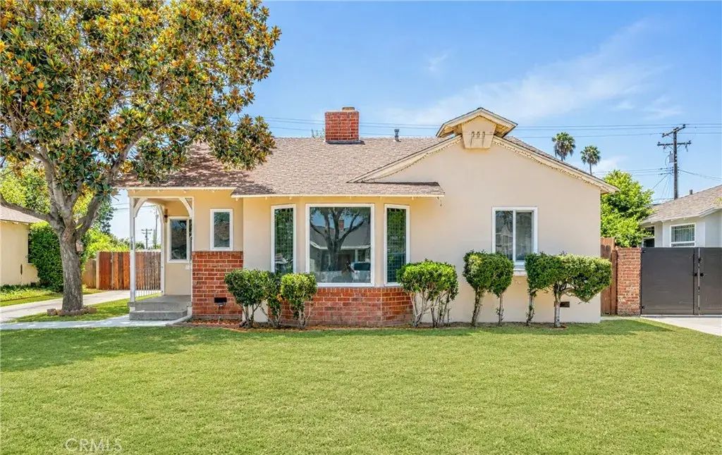 401 S Cherrywood Street, West Covina