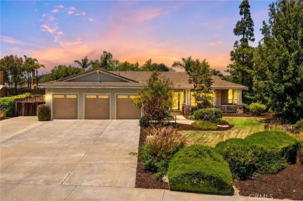 42248 Chisolm Trail, Murrieta