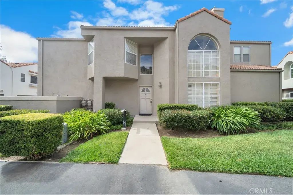 22320 Mission Circle 92, Chatsworth