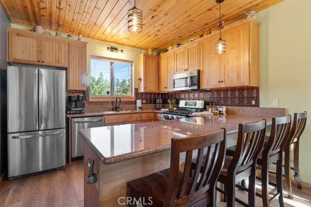 40272 Mahanoy Lane, Big Bear Lake