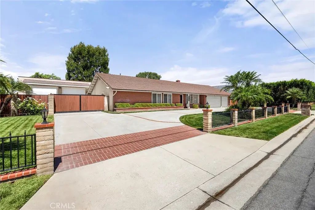 4501 Prospect, Yorba Linda