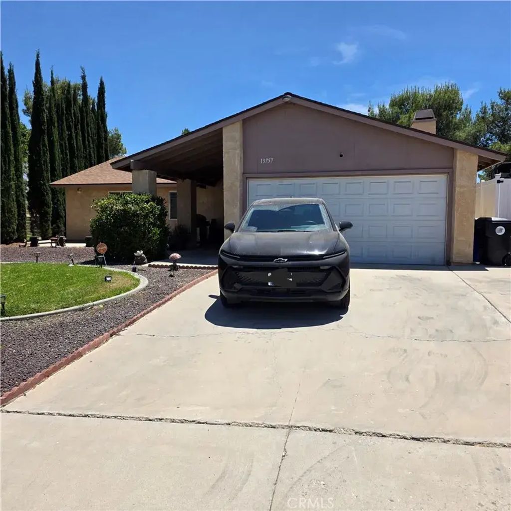 13757 Oakmont, Victorville