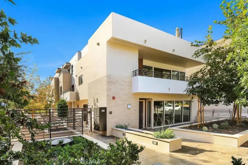 2428 E Del Mar 101, Pasadena