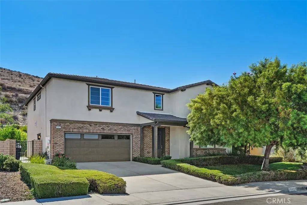 16820 Golden Bluff, Riverside