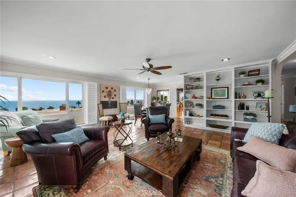 3631 Roxbury, San Pedro