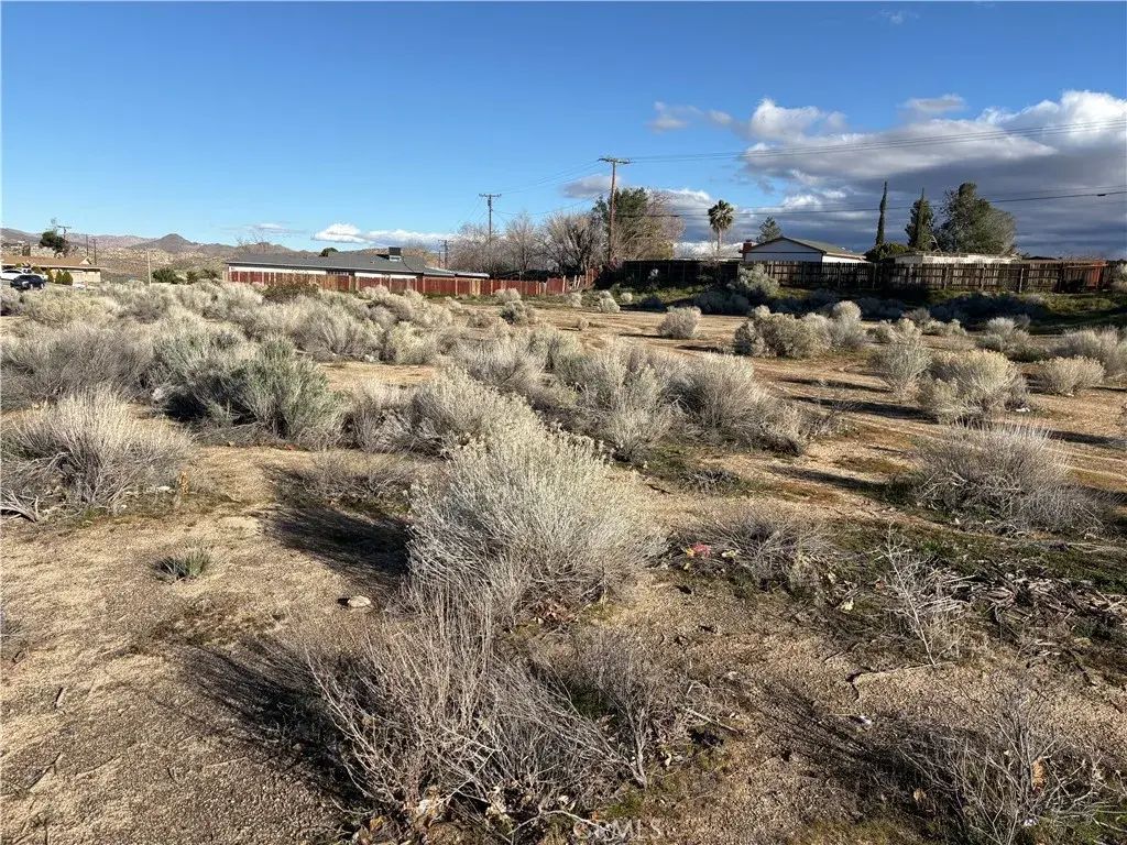 La Paz, Victorville