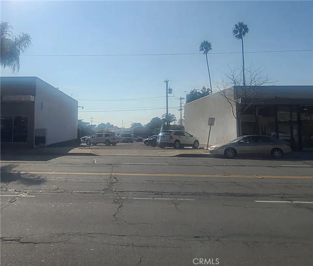 2480 E Main, Ventura