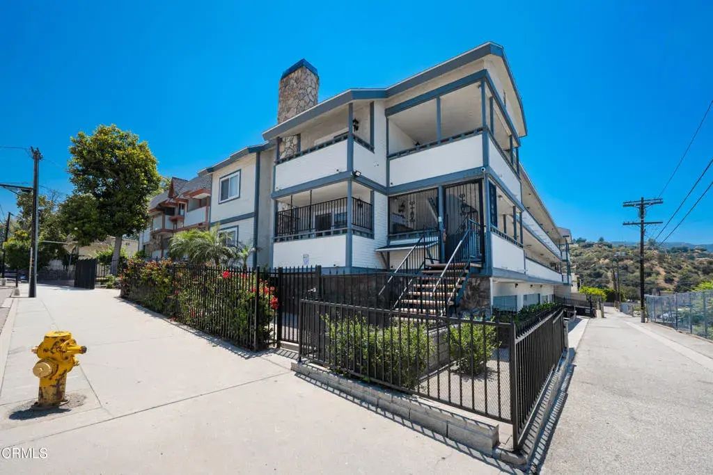 10133 Tujunga Canyon Boulevard 1, Los Angeles