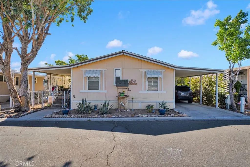9161 Santa Fe East 72, Hesperia