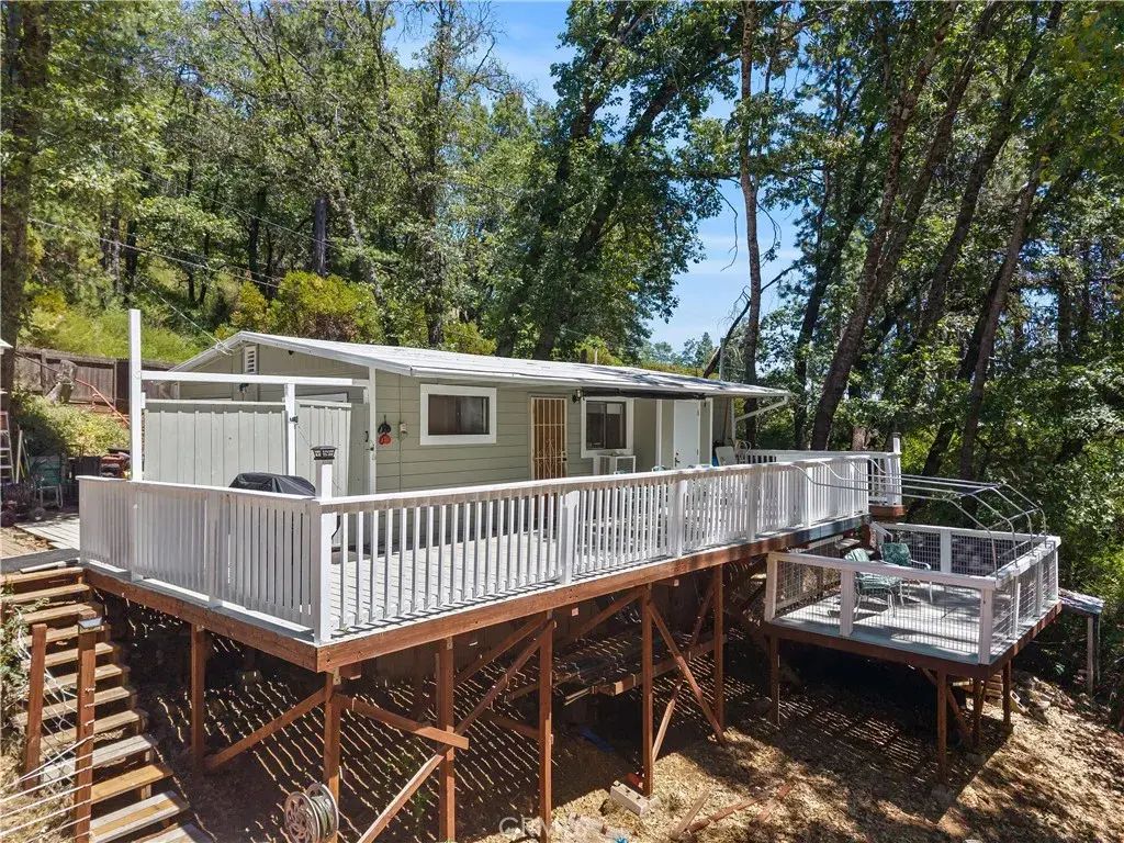 11755 Loch Lomond Road, Loch Lomond
