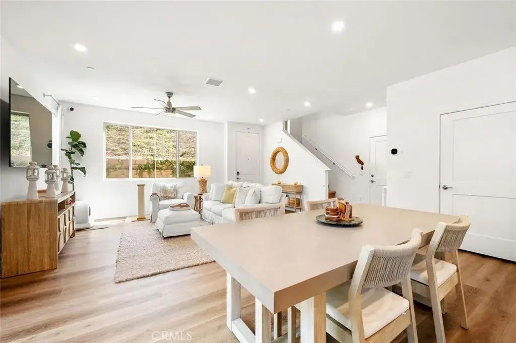 1852 Red Willow, Oceanside