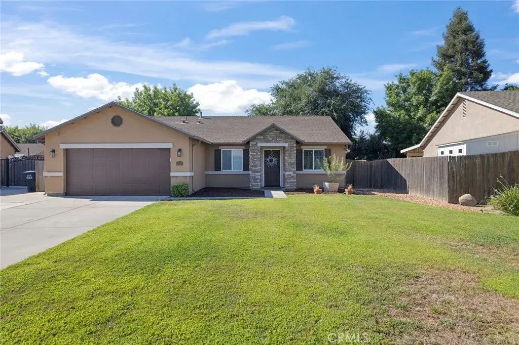 2629 W Brooke Court, Visalia