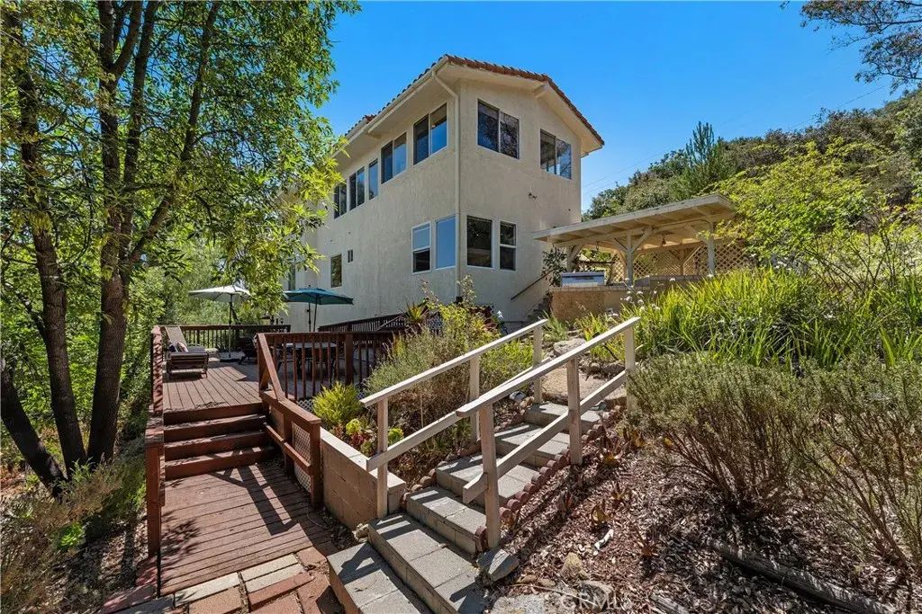 20609 Callon Drive, Topanga