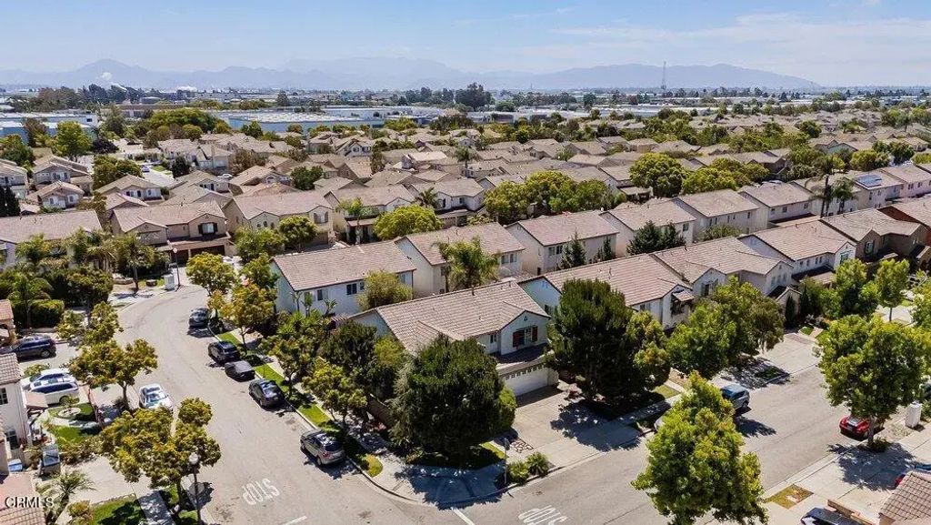 1154 N Lombard Street, Oxnard