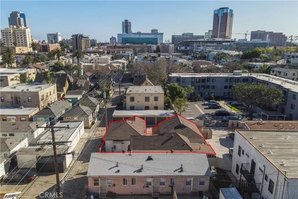 531 N Virginia Court, Long Beach