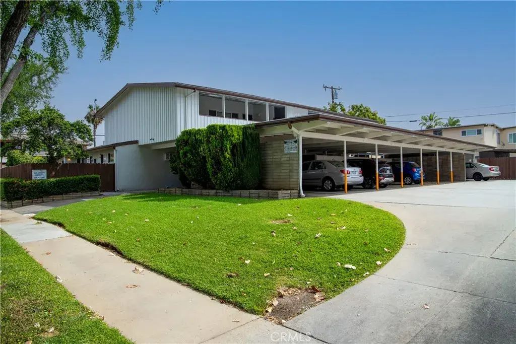 500 S 1st 502, Covina