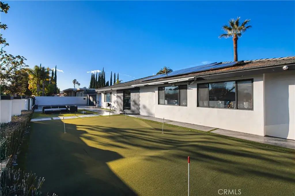 19501 Vintage Street, Northridge