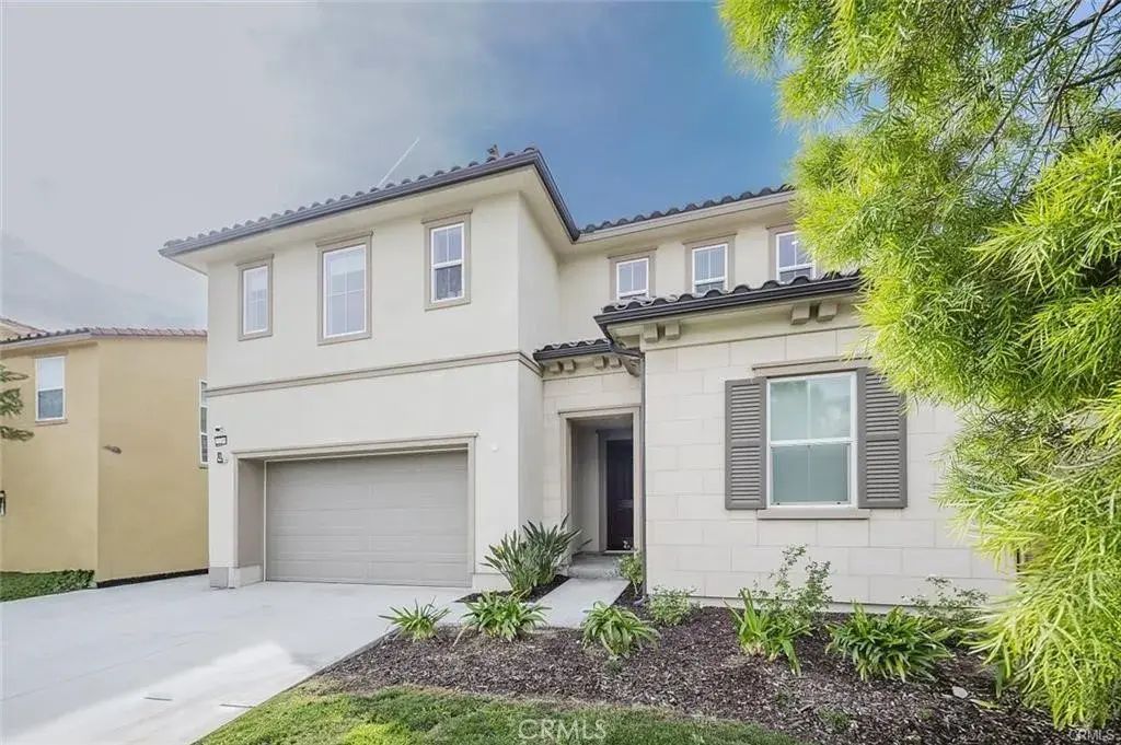19032 Carranza, Saugus