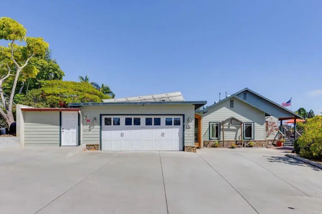 1818 Avocado Road, Oceanside