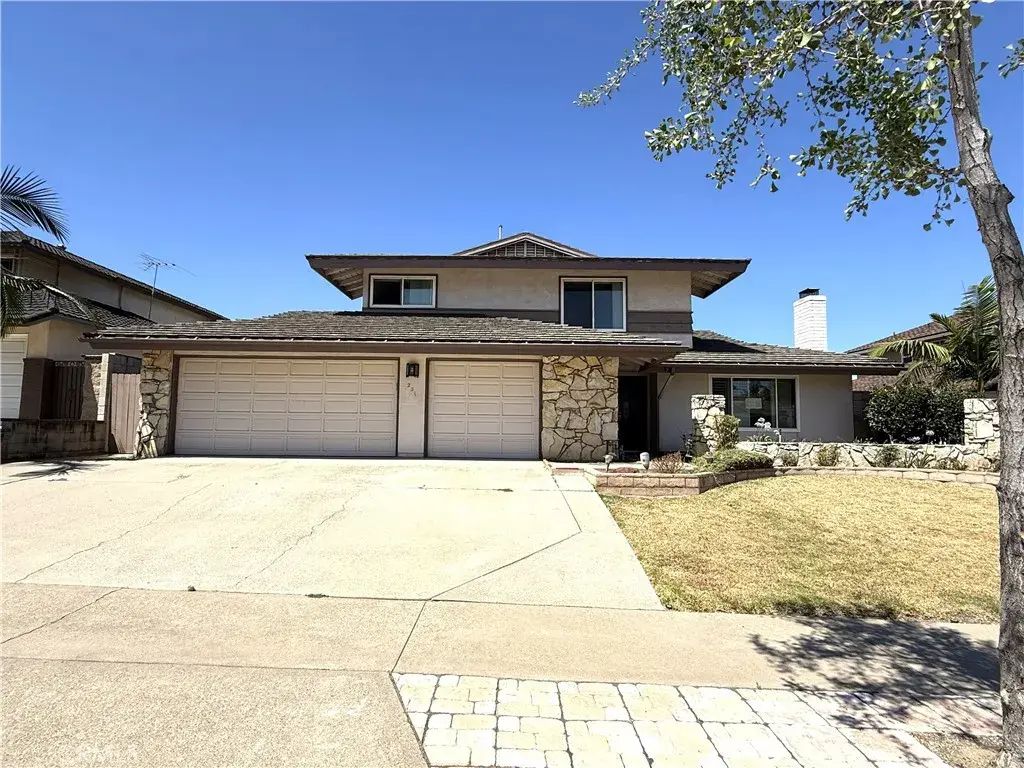 231 N Redrock, Anaheim
