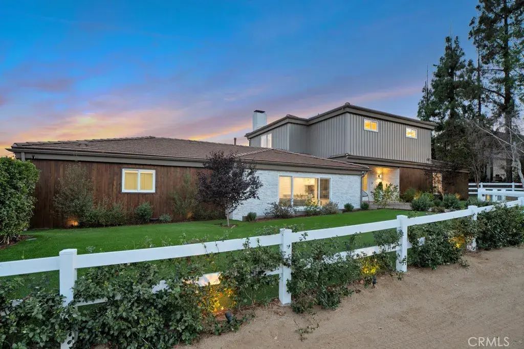 30 Stagecoach Road, Bell Canyon