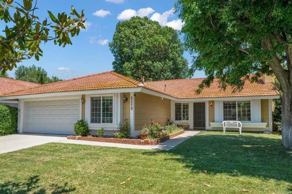 45378 Clubhouse Drive, Temecula