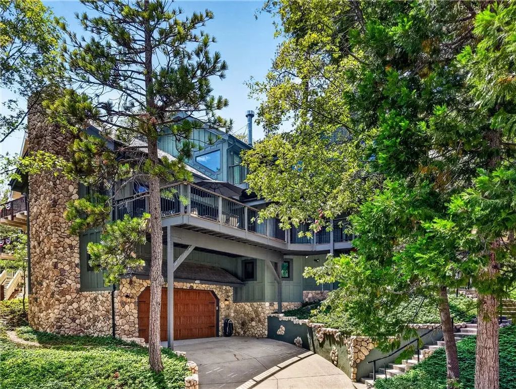 27514 W Shore, Lake Arrowhead