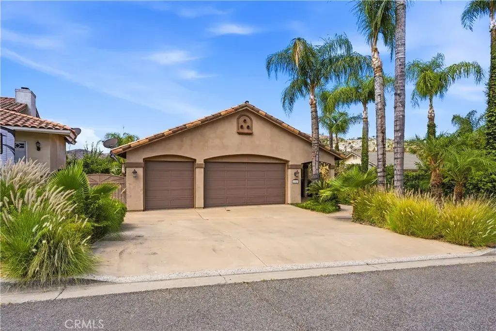 22049 Loch Lomond, Canyon Lake