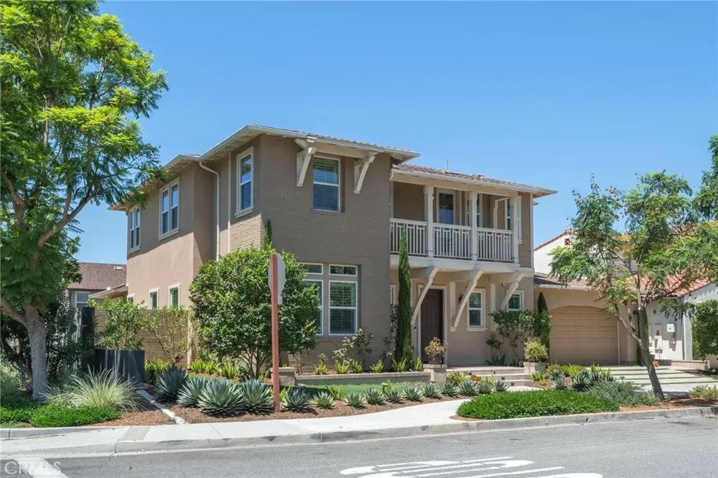 512 Cultivate, Irvine