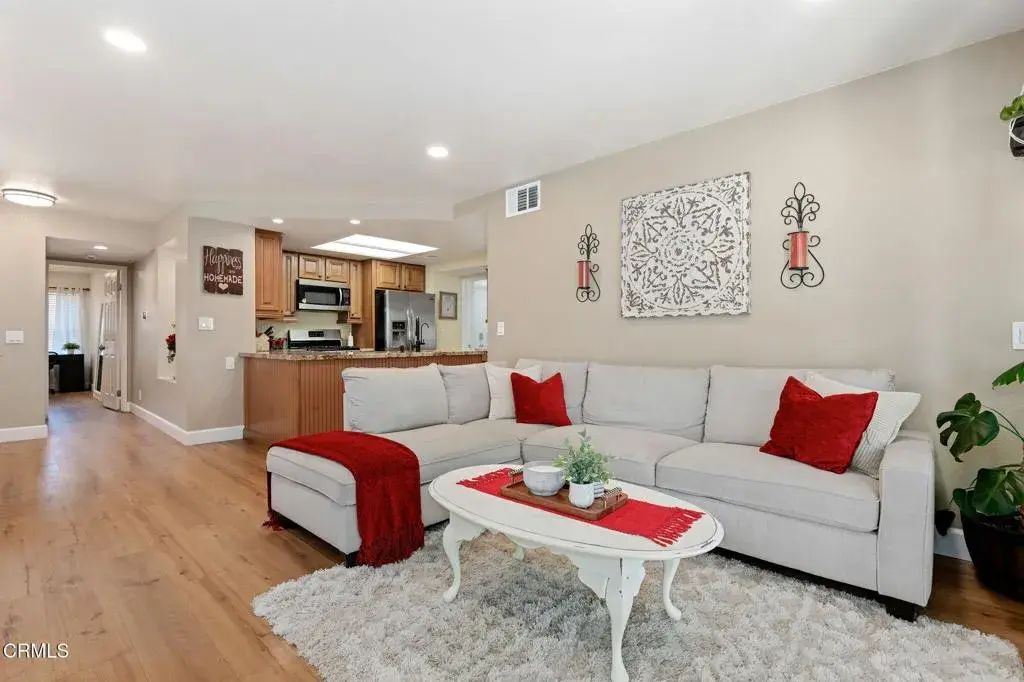 6030 Via Montanez, Camarillo