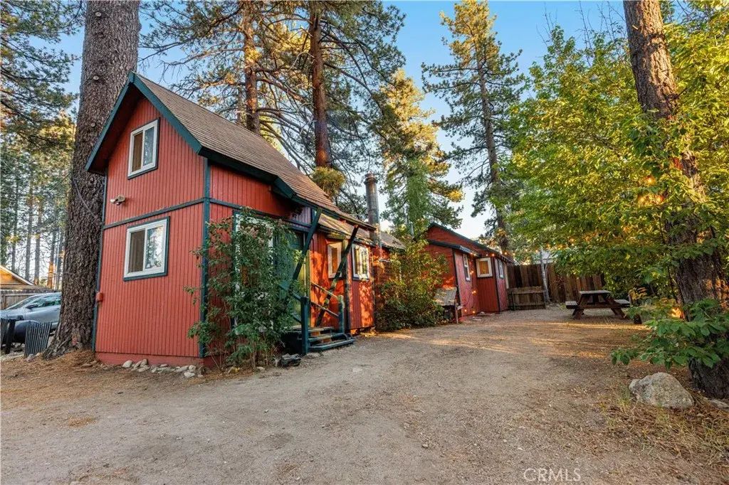 470 Georgia Street, Big Bear Lake