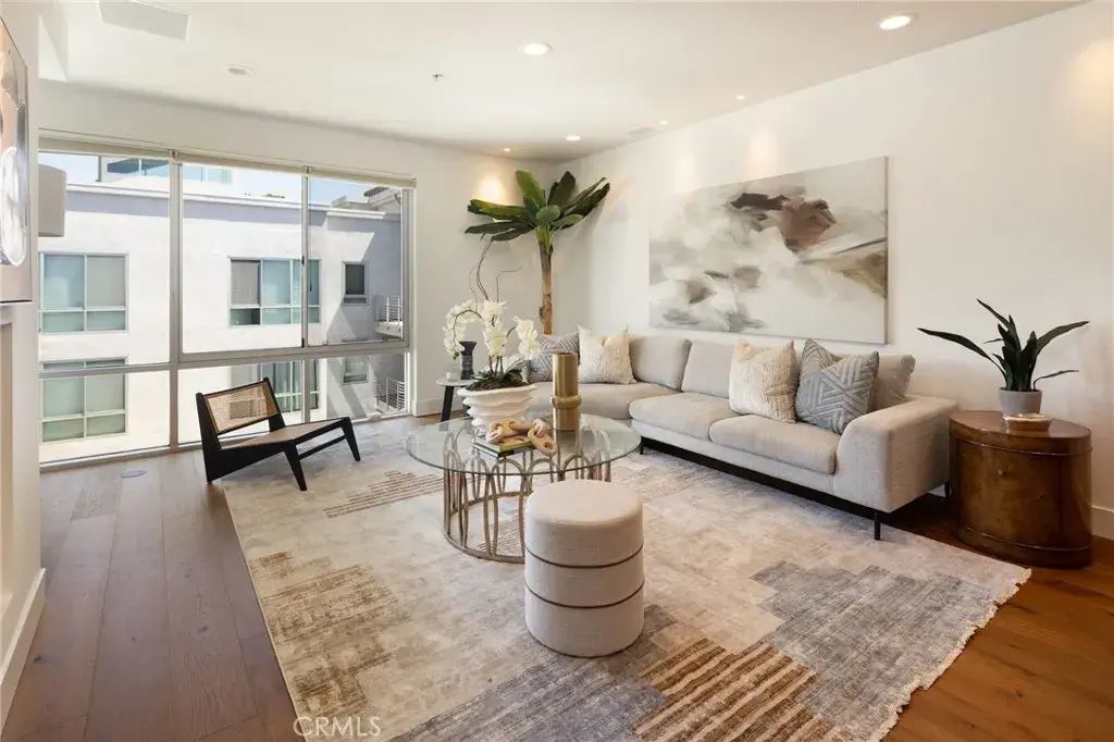 111 S De Lacey Avenue 417, Pasadena